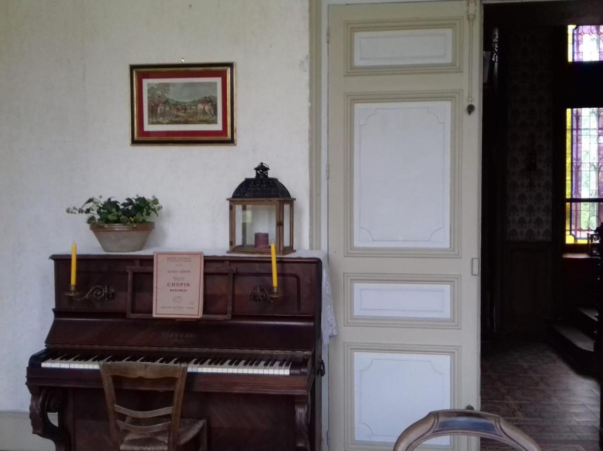 Le Chateau Du Grand Coudray Villaines-la-Juhel Екстер'єр фото